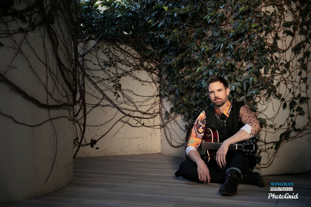 Men's Konflicted Button Up