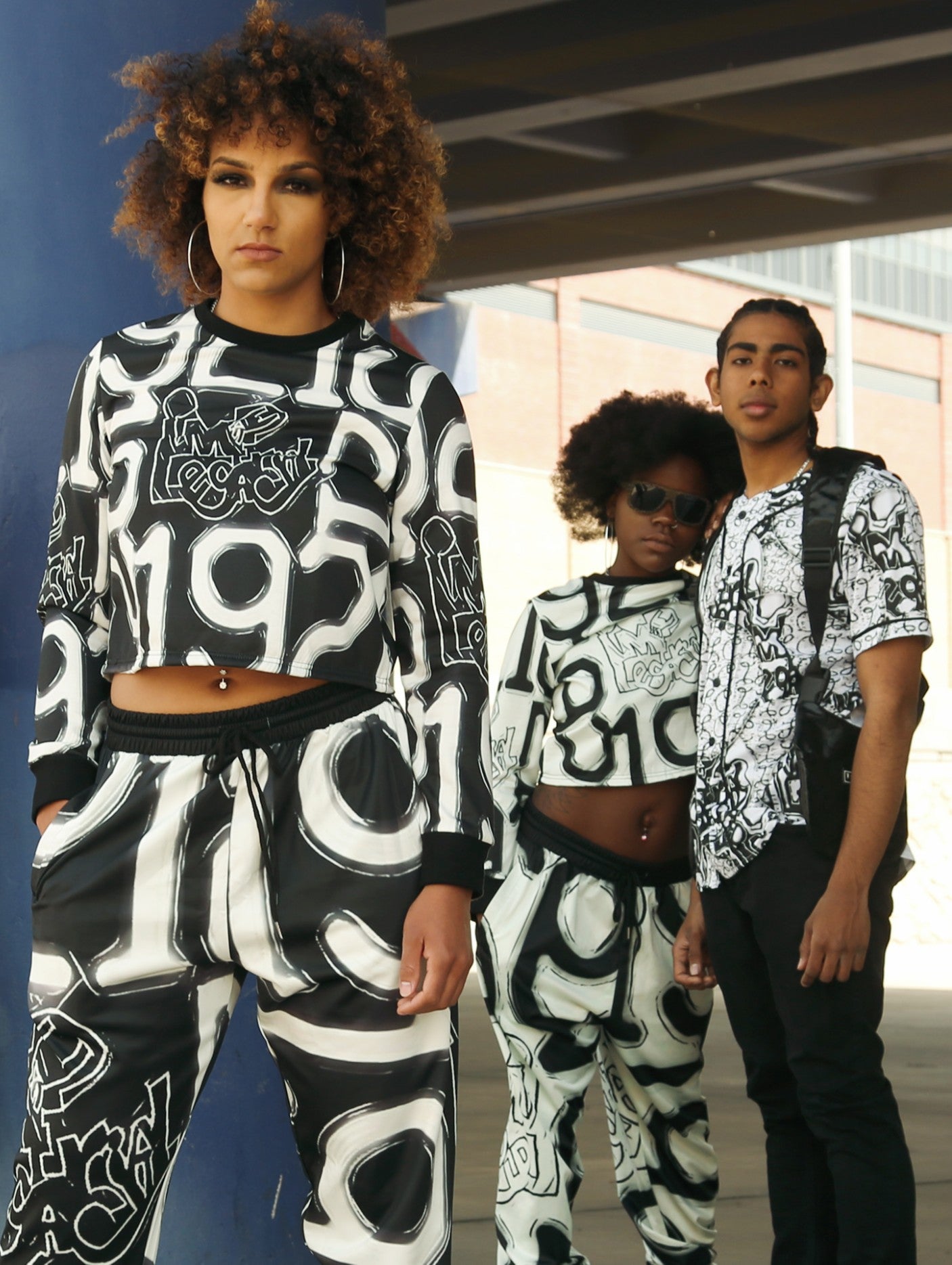 Women's 1921 Crew Crop Sweatshirt