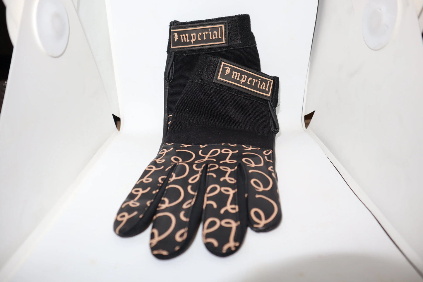 1&Only Glove