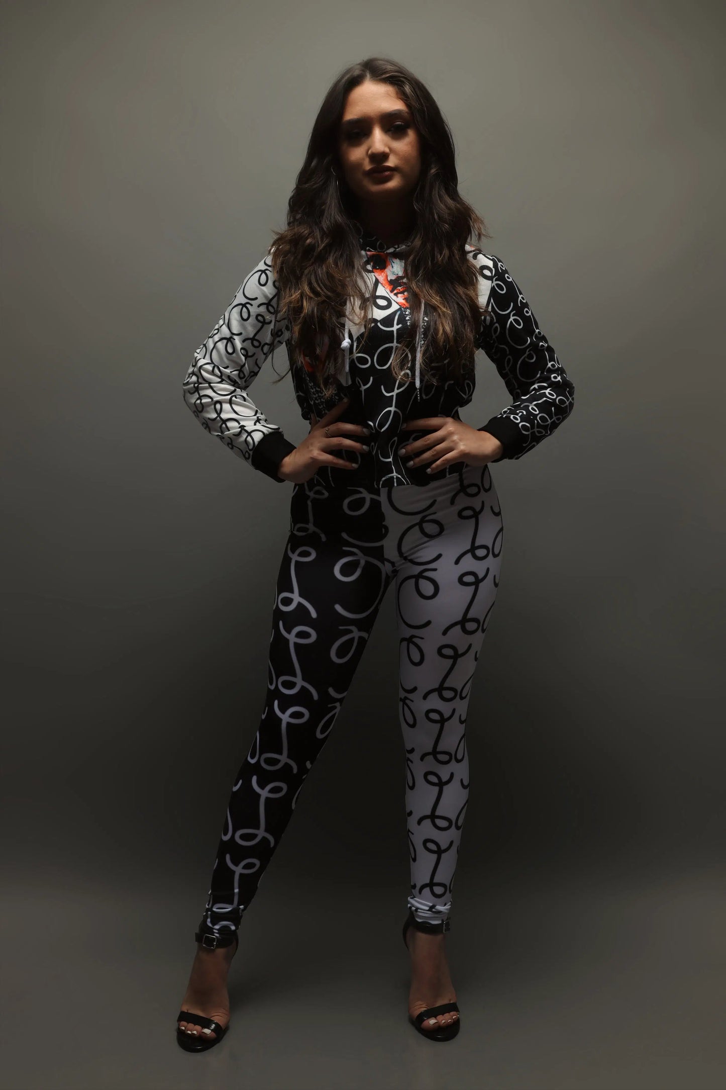 Scripted SINZ Women's Crop Hoodie