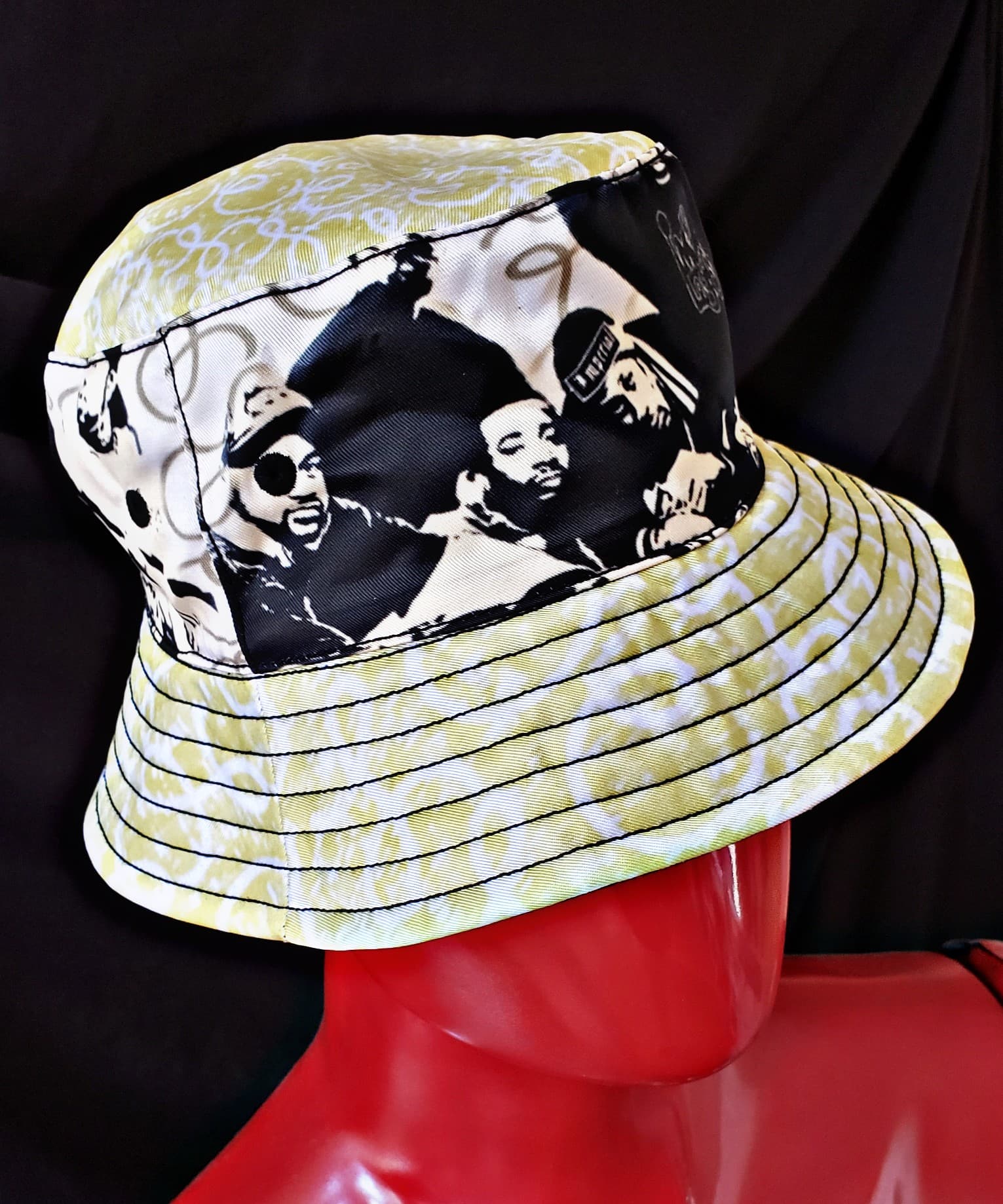 Scripted SINZ Bucket Hat (Unisex)