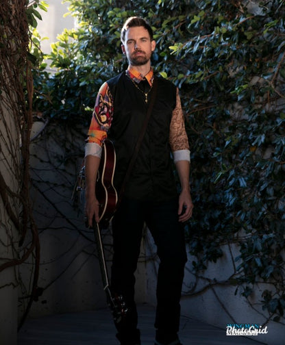 Men's Konflicted Button Up