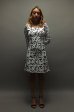 Load image into Gallery viewer, Scripted SINZ Fitted Dress
