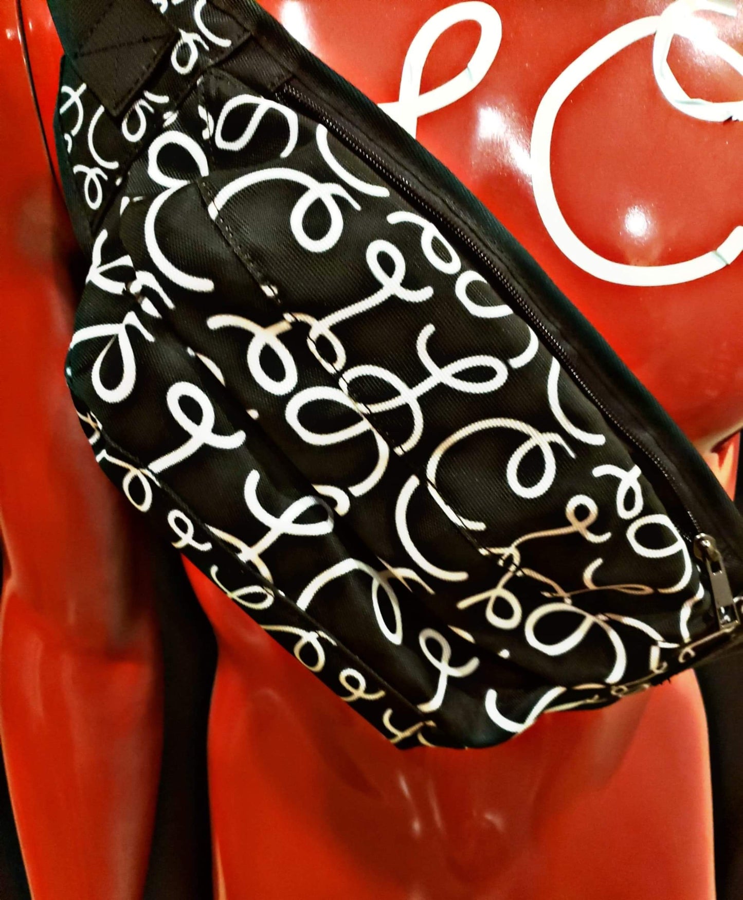 Scripted Hip Pack