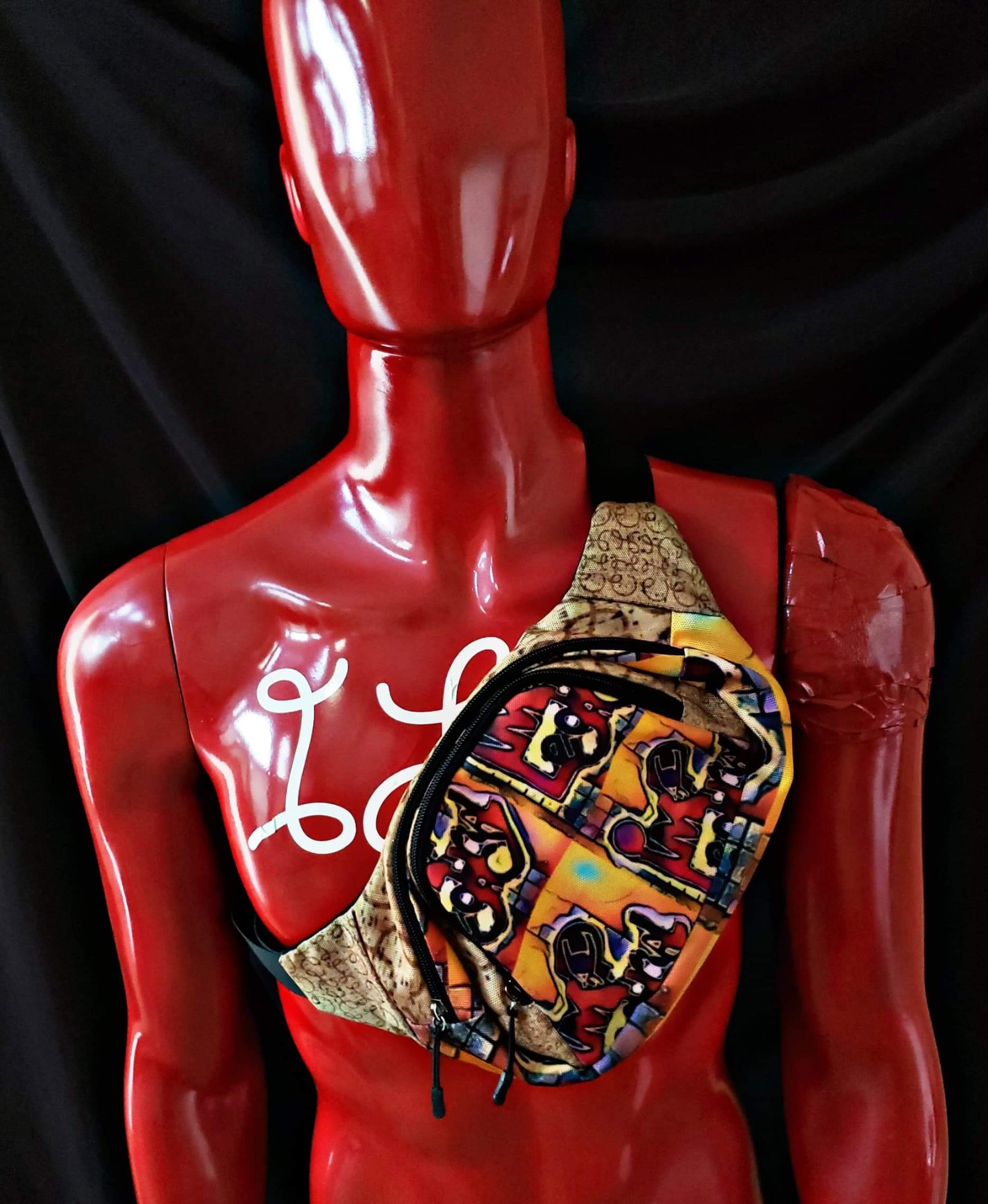 Konflicted Hip Pack
